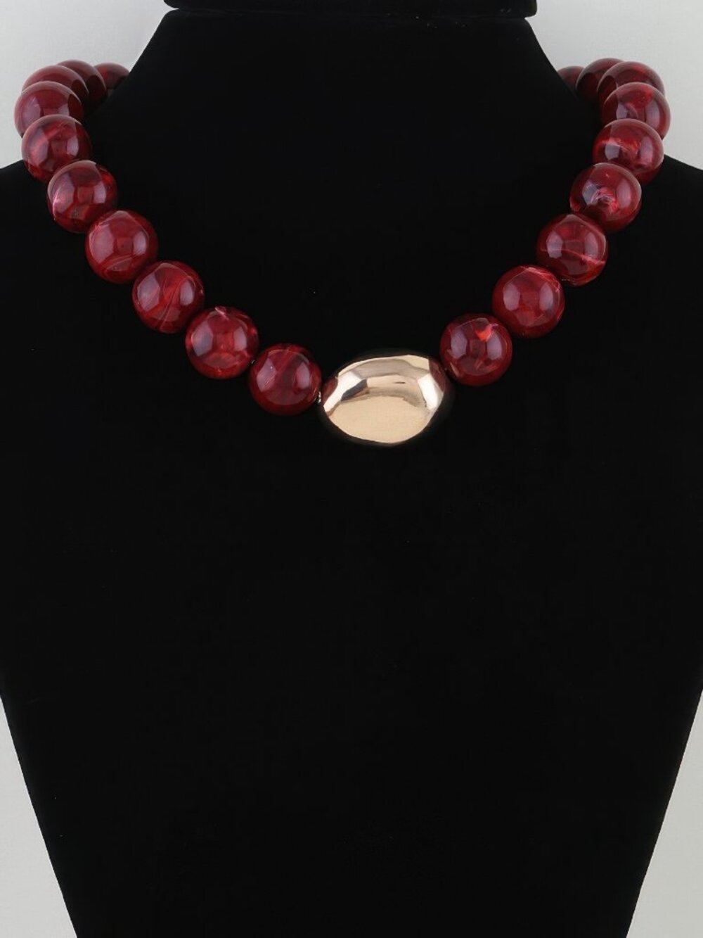 Polished Marble Beaded Pendant Necklace